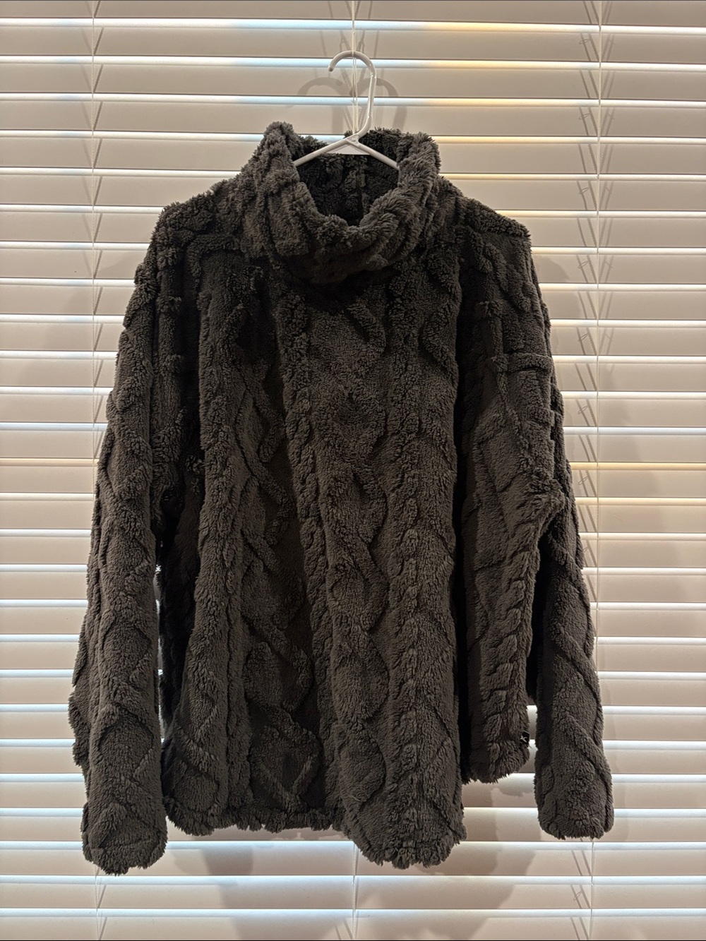 NWOT Eddie Bauer Cozy Plush Cable-Texture Funnel Neck Sweater - Dark Gray